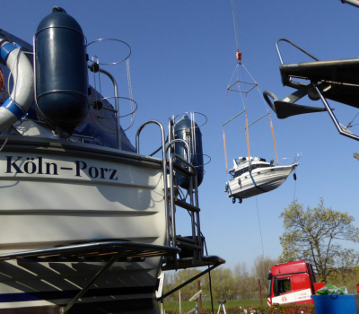 Boote wieder im Wasser – Einkranen und Anrudern beim CfWP